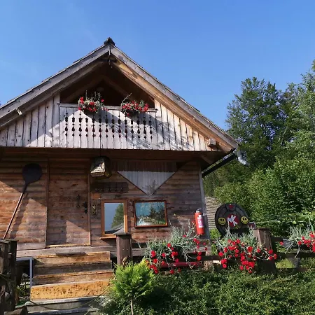 Semesterbostad Holiday House Maj